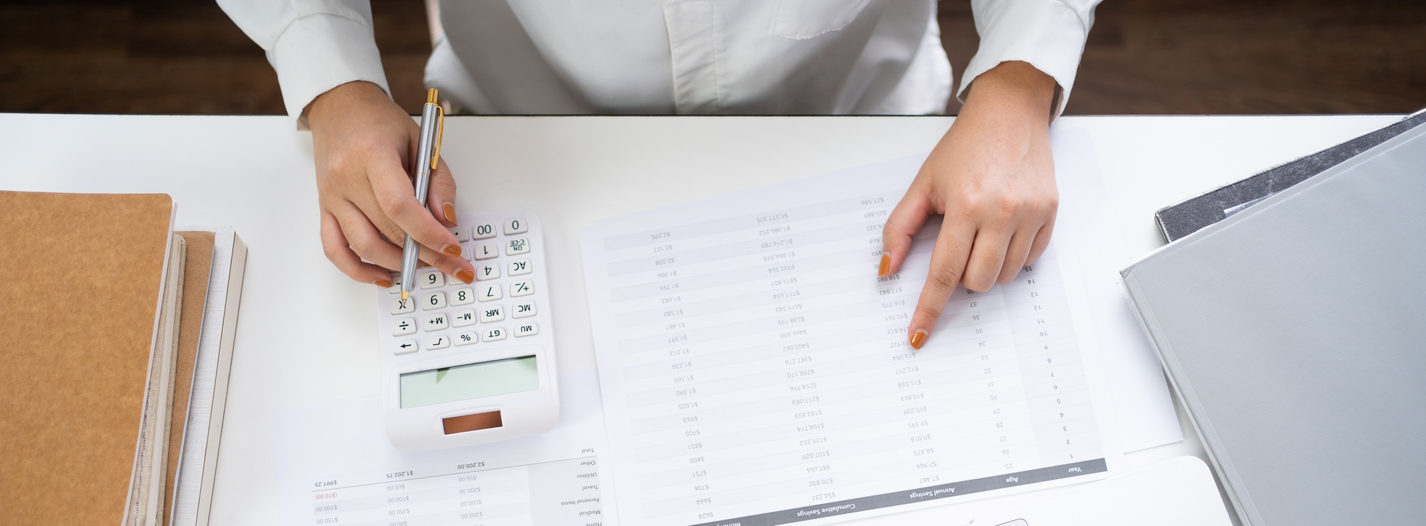 Business woman Accountant investment risk analysis. saving money