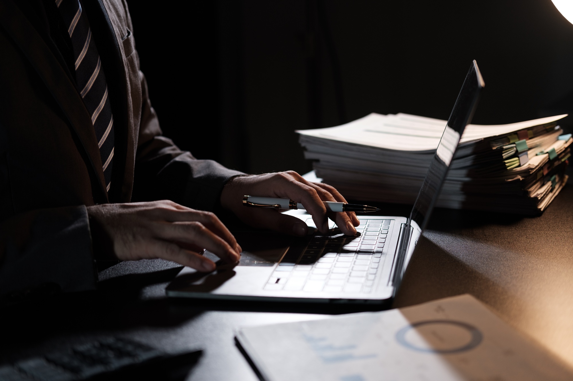 Business woman working in finance and accounting Analyze financial budget in the office