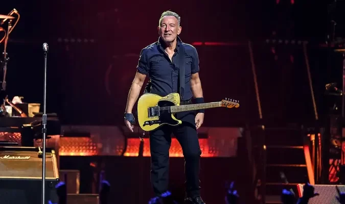 watch bruce springsteen perform ‘if i was the priest’