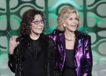 jane fonda loves lily tomlin